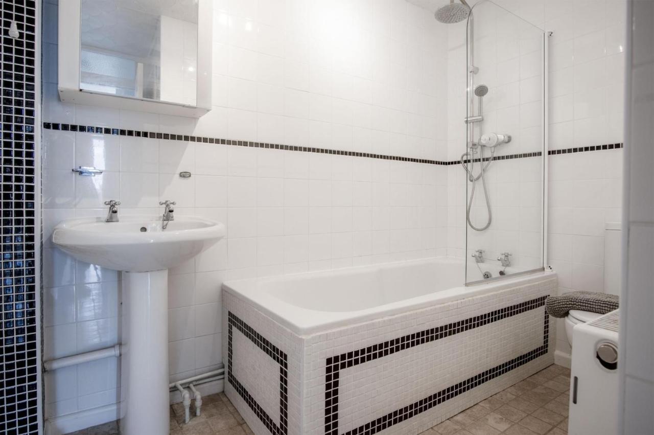 Captains Walk - 4 Bedroom Apartment - Saundersfoot Eksteriør bilde