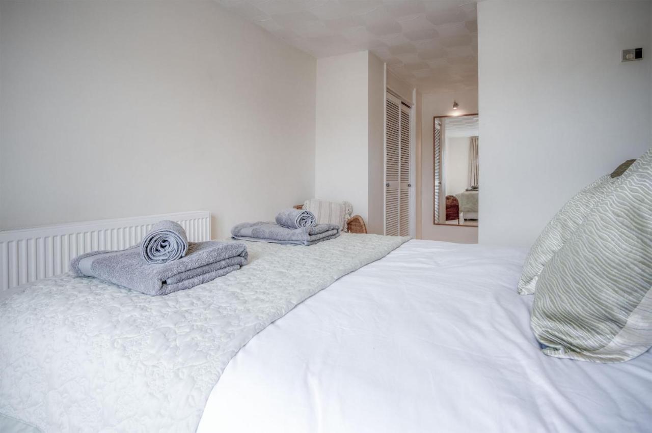 Captains Walk - 4 Bedroom Apartment - Saundersfoot Eksteriør bilde