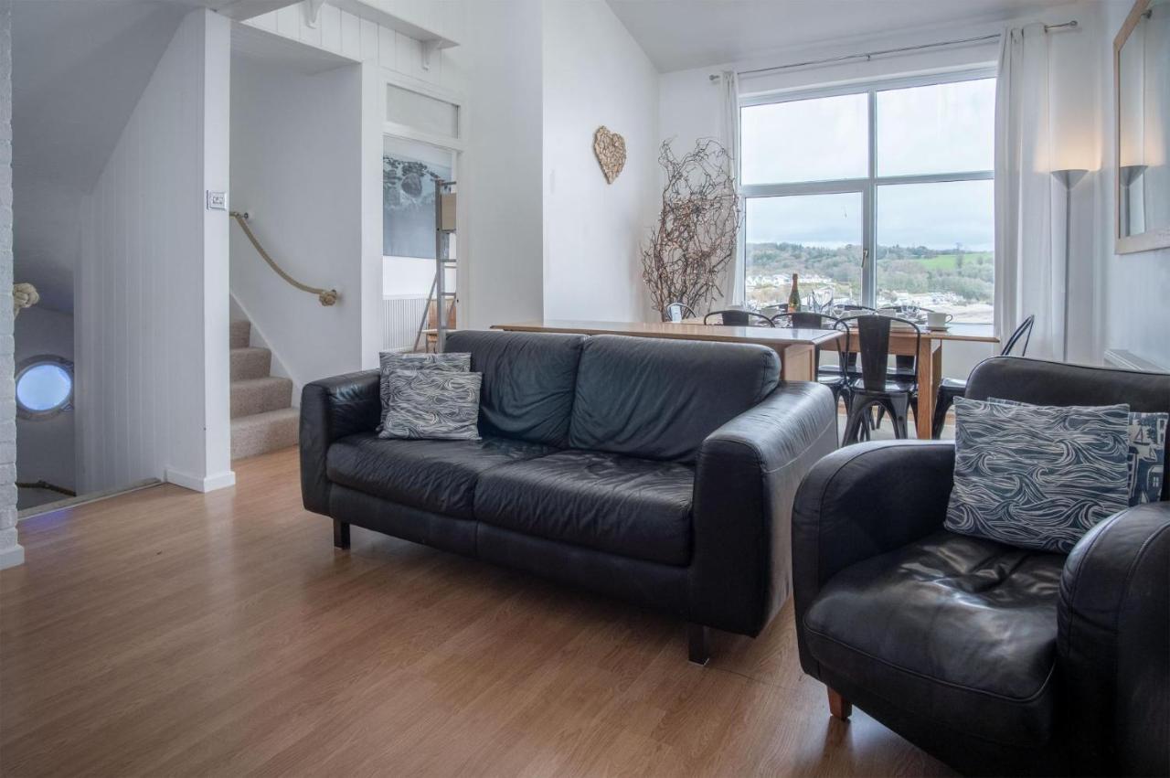 Captains Walk - 4 Bedroom Apartment - Saundersfoot Eksteriør bilde