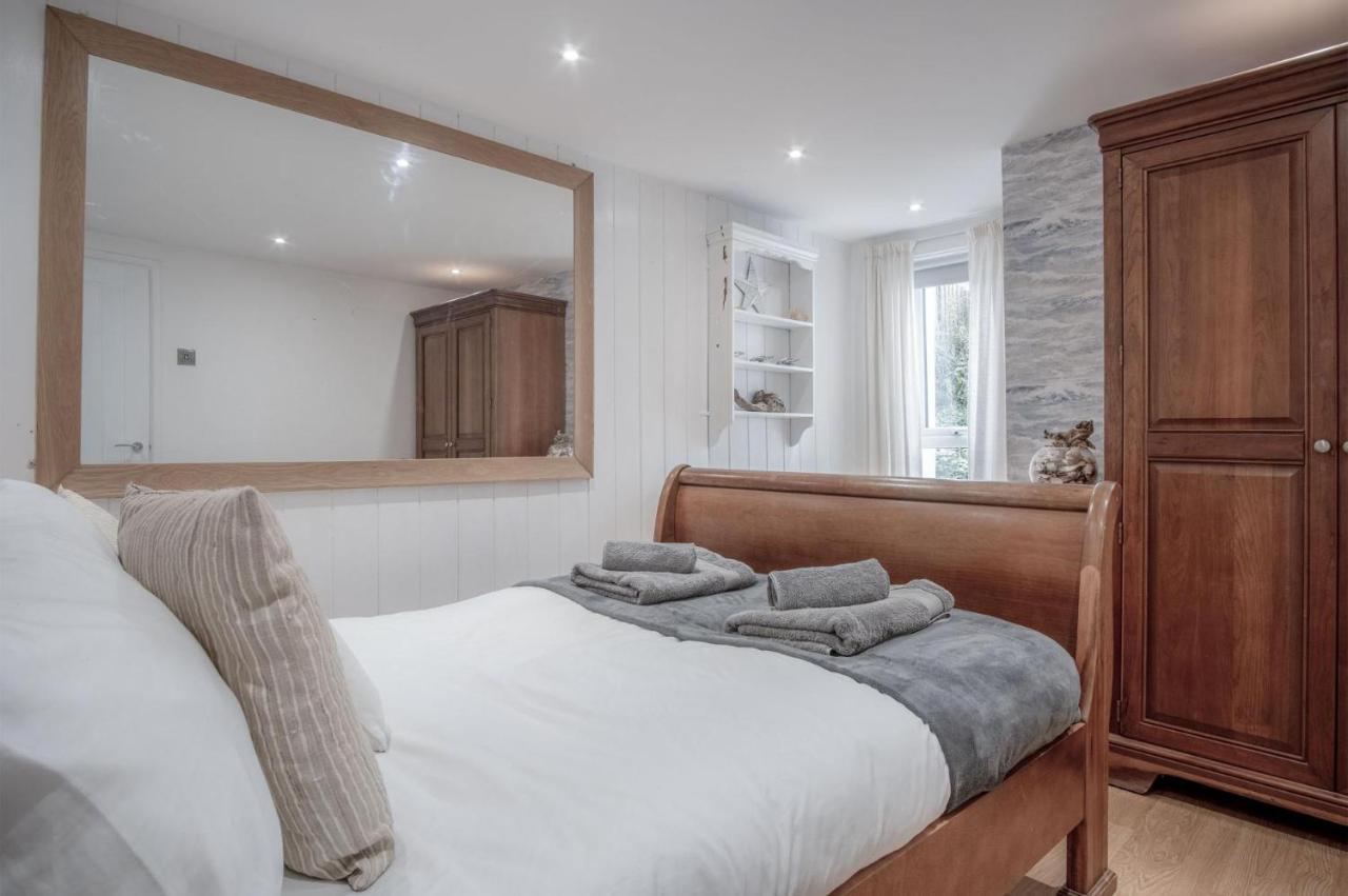 Captains Walk - 4 Bedroom Apartment - Saundersfoot Eksteriør bilde