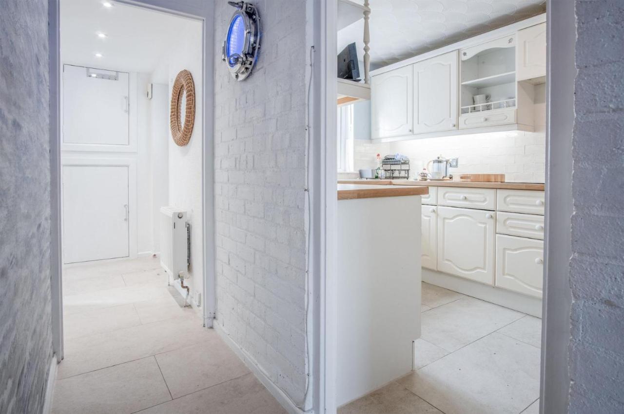 Captains Walk - 4 Bedroom Apartment - Saundersfoot Eksteriør bilde