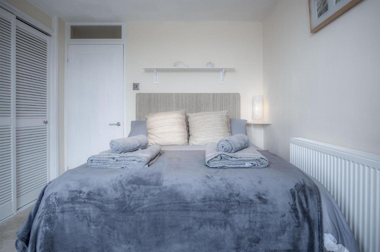 Captains Walk - 4 Bedroom Apartment - Saundersfoot Eksteriør bilde